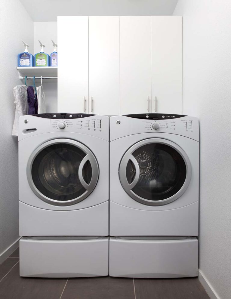 White-Modern-Laundry-1